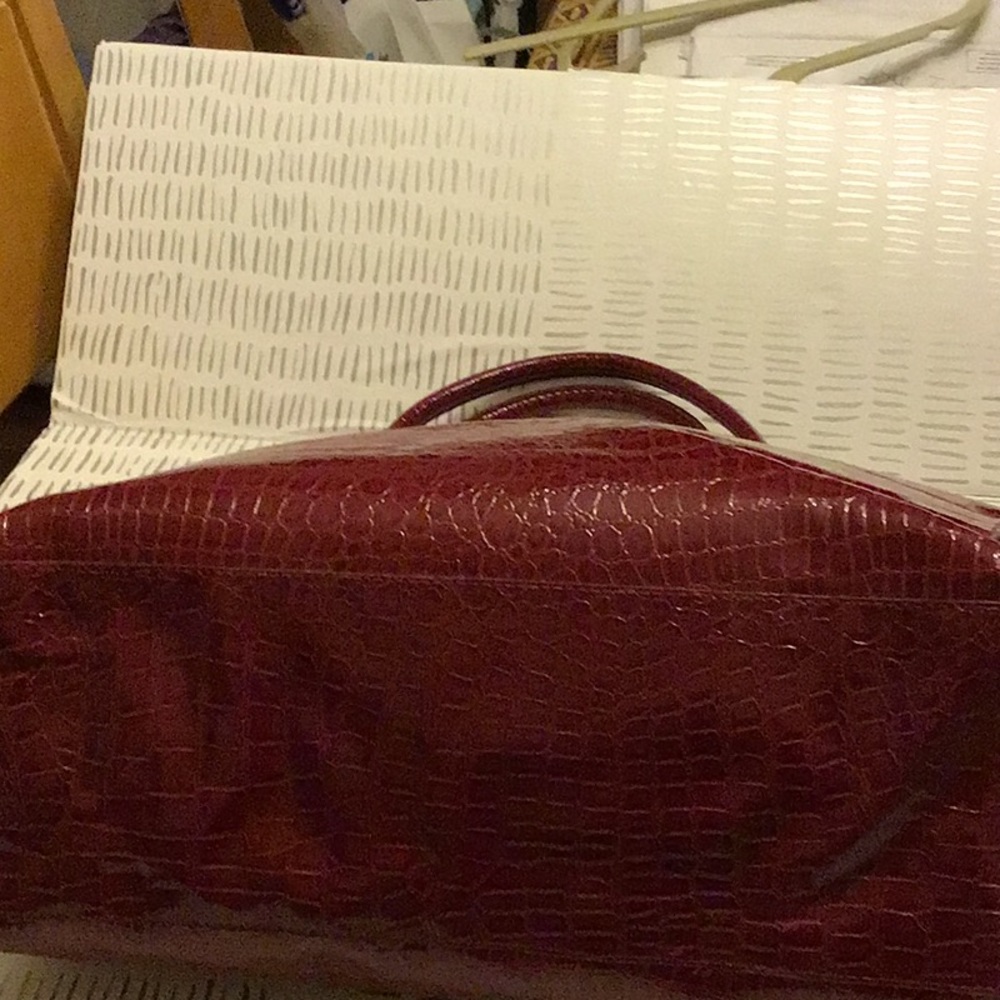 Ruby Red Tote - Picture 5 of 8
